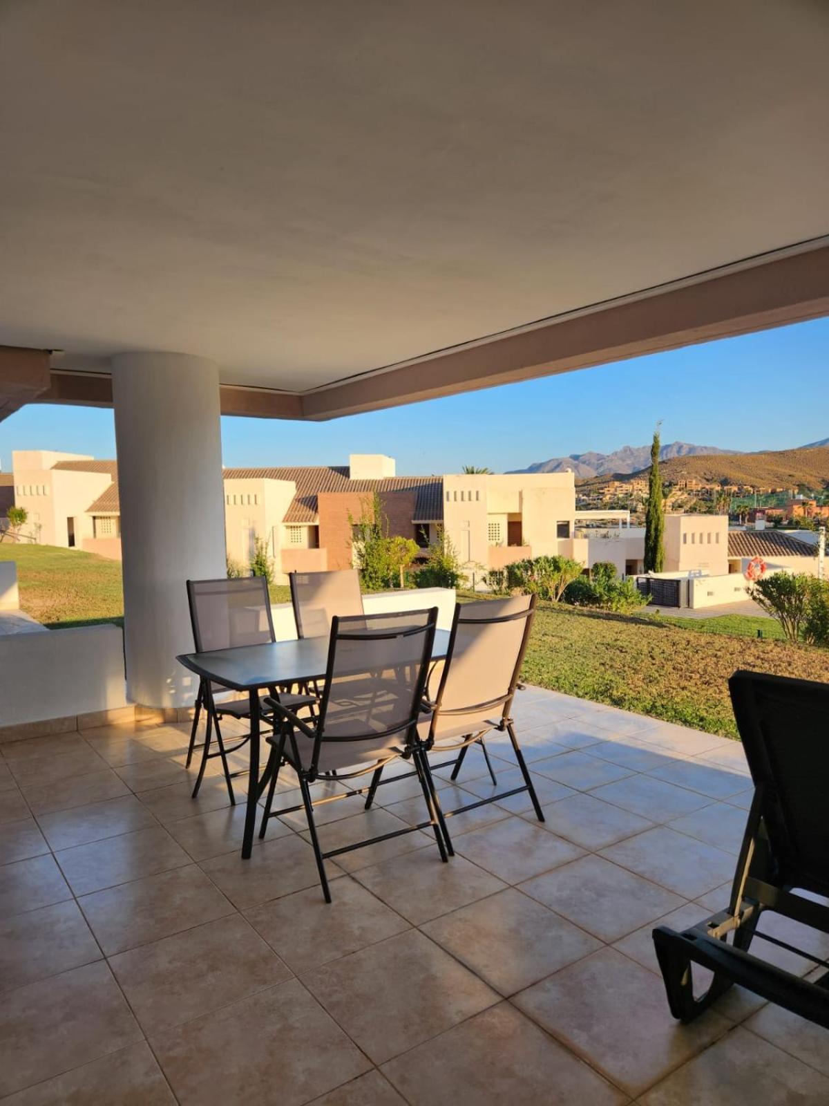 Bajo Con Vistas A La Piscina En Valle Del Este Golf Vera Exterior foto